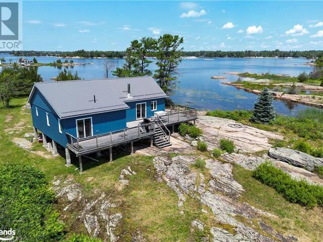 4 ISLAND 470 Honey Harbour Ontario