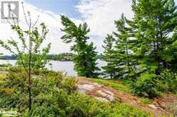 1 HELENA Island Gravenhurst