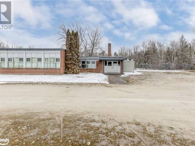 3267 MOSLEY Street Wasaga Beach Ontario