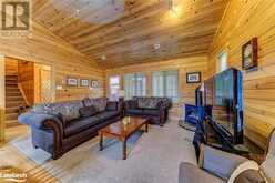 44 CABIN Crescent Wasaga Beach