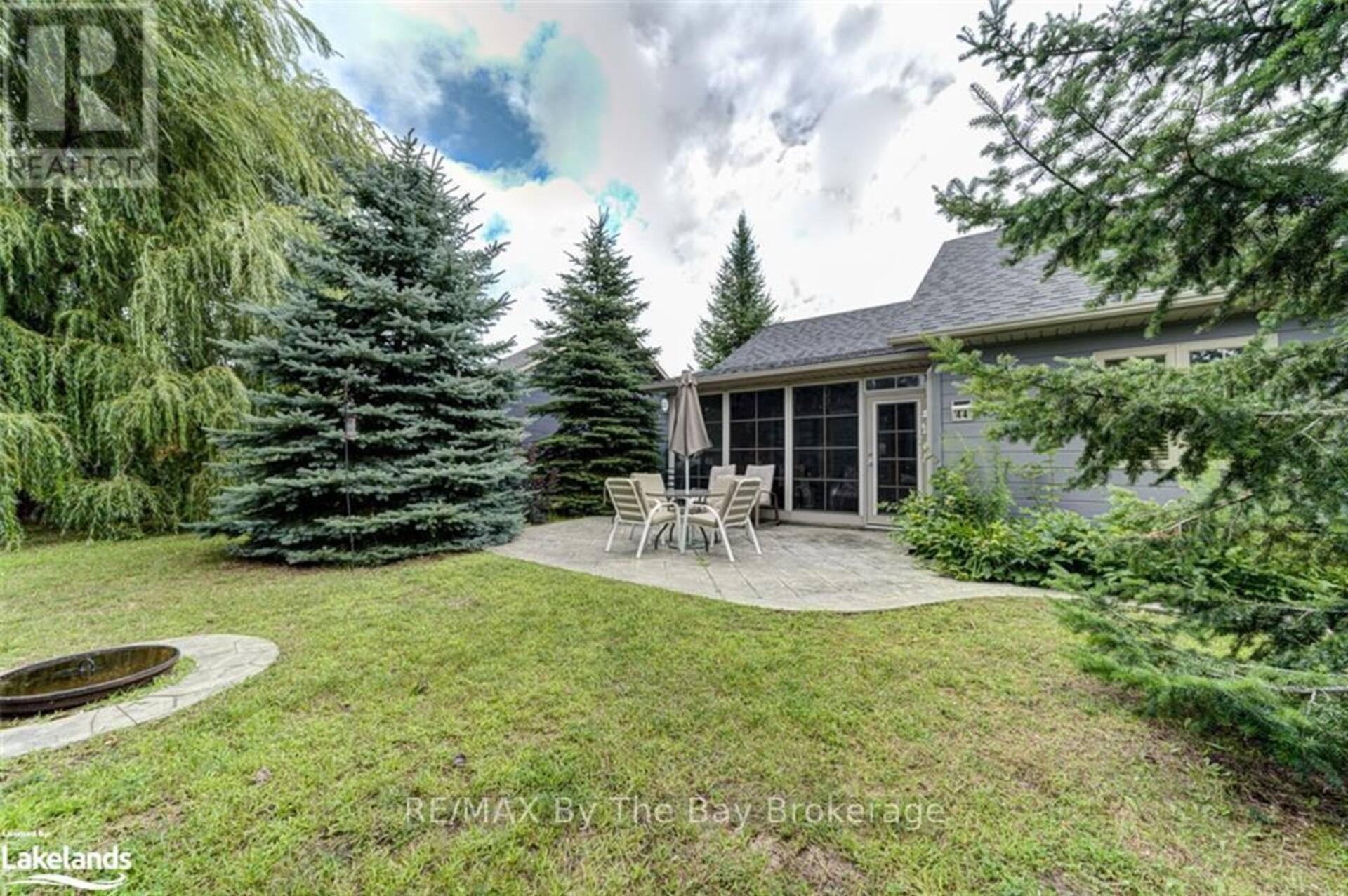 44 CABIN CRESCENT Wasaga Beach