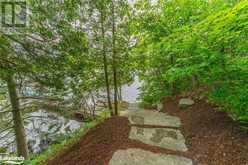 1025 YUKON Trail Haliburton