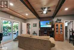 5543 KENNISIS LAKE Road Haliburton