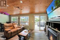 5543 KENNISIS LAKE Road Haliburton