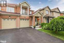 832 SISLER Avenue Newmarket