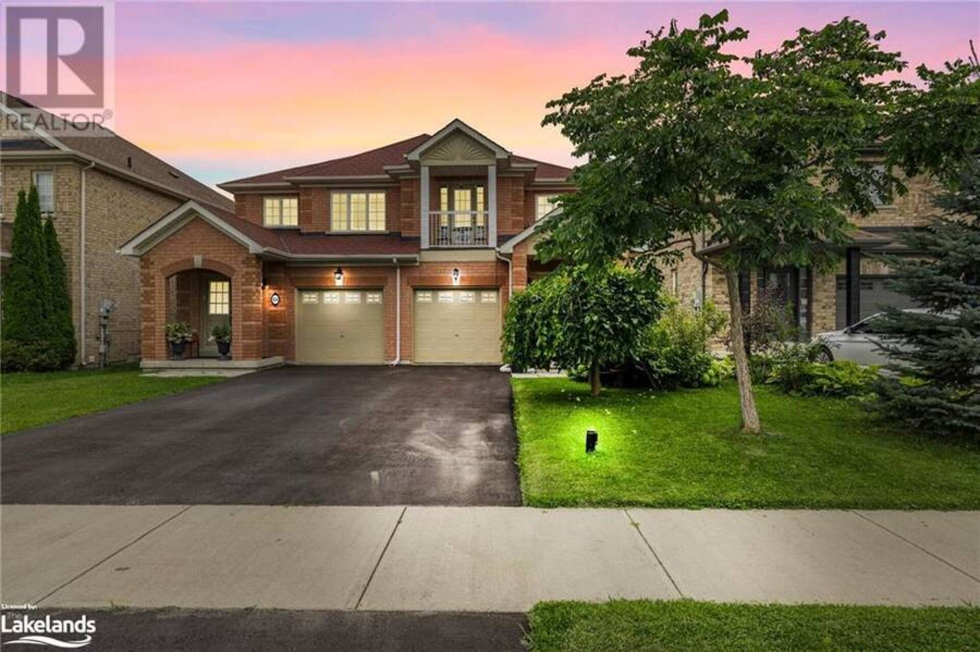 832 SISLER Avenue Newmarket