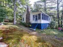 1037 THREE Road Gravenhurst