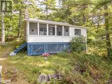 1037 THREE Road Gravenhurst