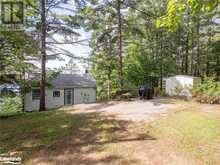 1037 THREE Road Gravenhurst