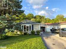 15 PINECONE Drive Bracebridge