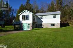 1739 69 Highway Pointe au Baril