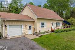 156 LAKESHORE Drive Sundridge