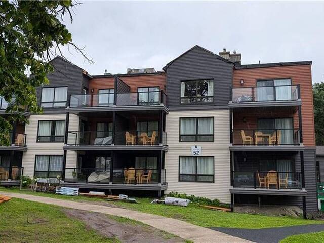 1235 DEERHURST Drive Unit# 52-308 Huntsville Ontario