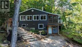 1054 STRATHDEE Road Utterson