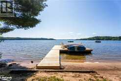 1044 GARNET BEACH Road Lake of Bays