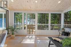 1044 GARNET BEACH Road Lake of Bays