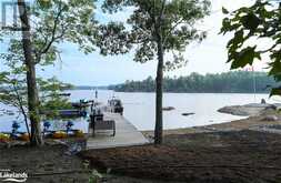 32 A11 Island Pointe au Baril