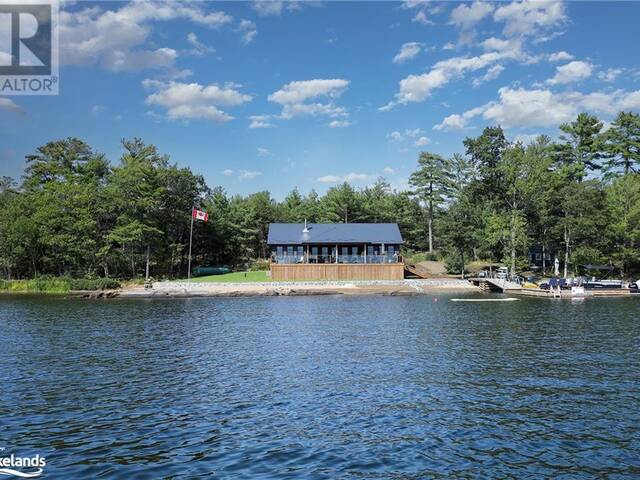 32 A11 Island Pointe au Baril Ontario