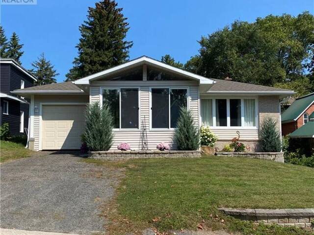 24 FAIRY Avenue Huntsville Ontario