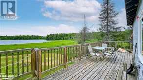 1060 WEISMULLER Lane Bracebridge