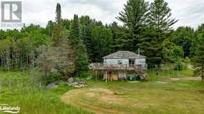 1060 WEISMULLER Lane Bracebridge