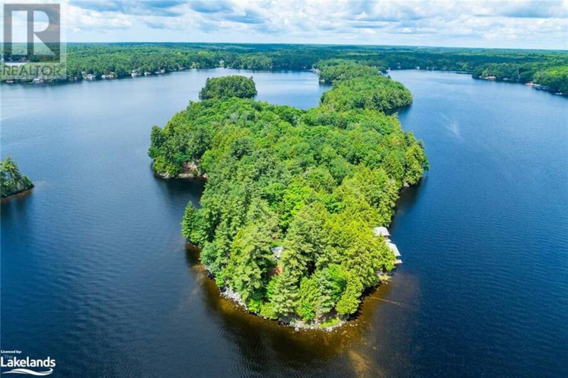 0 ISLAND MEDA Island Muskoka