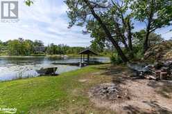 2 ISLAND 860 Honey Harbour