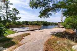 2 ISLAND 860 Honey Harbour