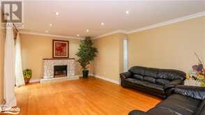 25 REDSTONE Path Toronto