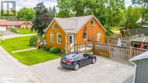 3 LAMBS Lane Fenelon Falls