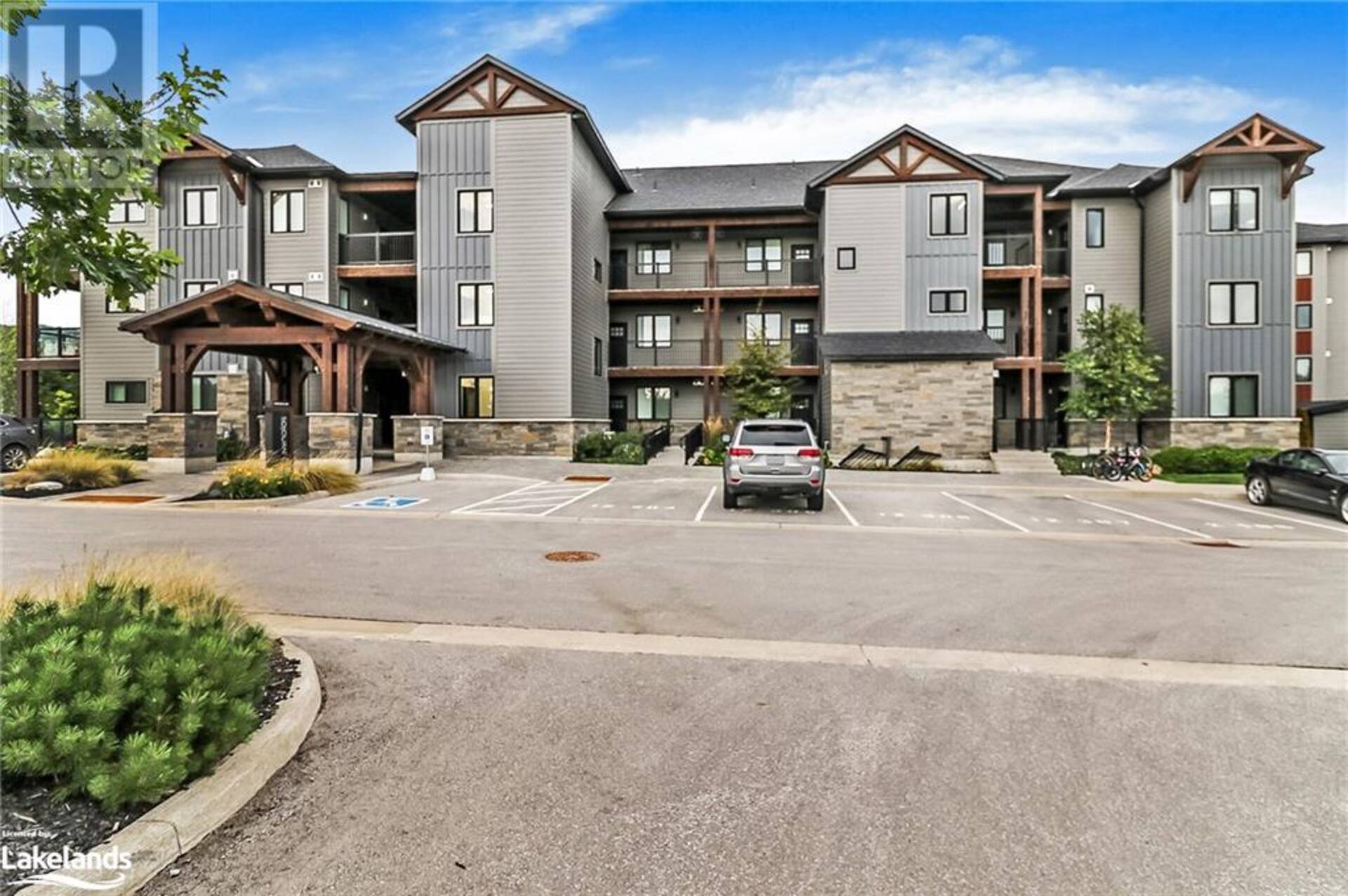 12 BEAUSOLEIL Lane Unit# 107 The Blue Mountains