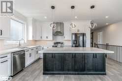 18 LAKESHORE Road Wasaga Beach