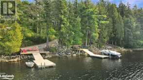 1034 LONE WOLF CRES Haliburton