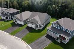 10 DYER Crescent Bracebridge