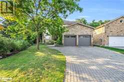 13 MULBERRY Court Barrie