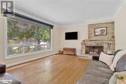 111 ONEIDA Boulevard Ancaster