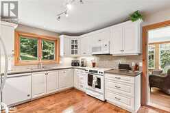 1003 ARNOTT Lane Haliburton