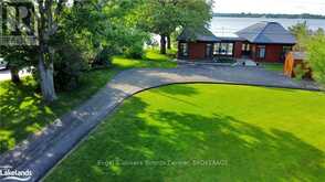 131 PEATS POINT ROAD Prince Edward County