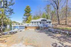 1017 DARK BAY Road Bala