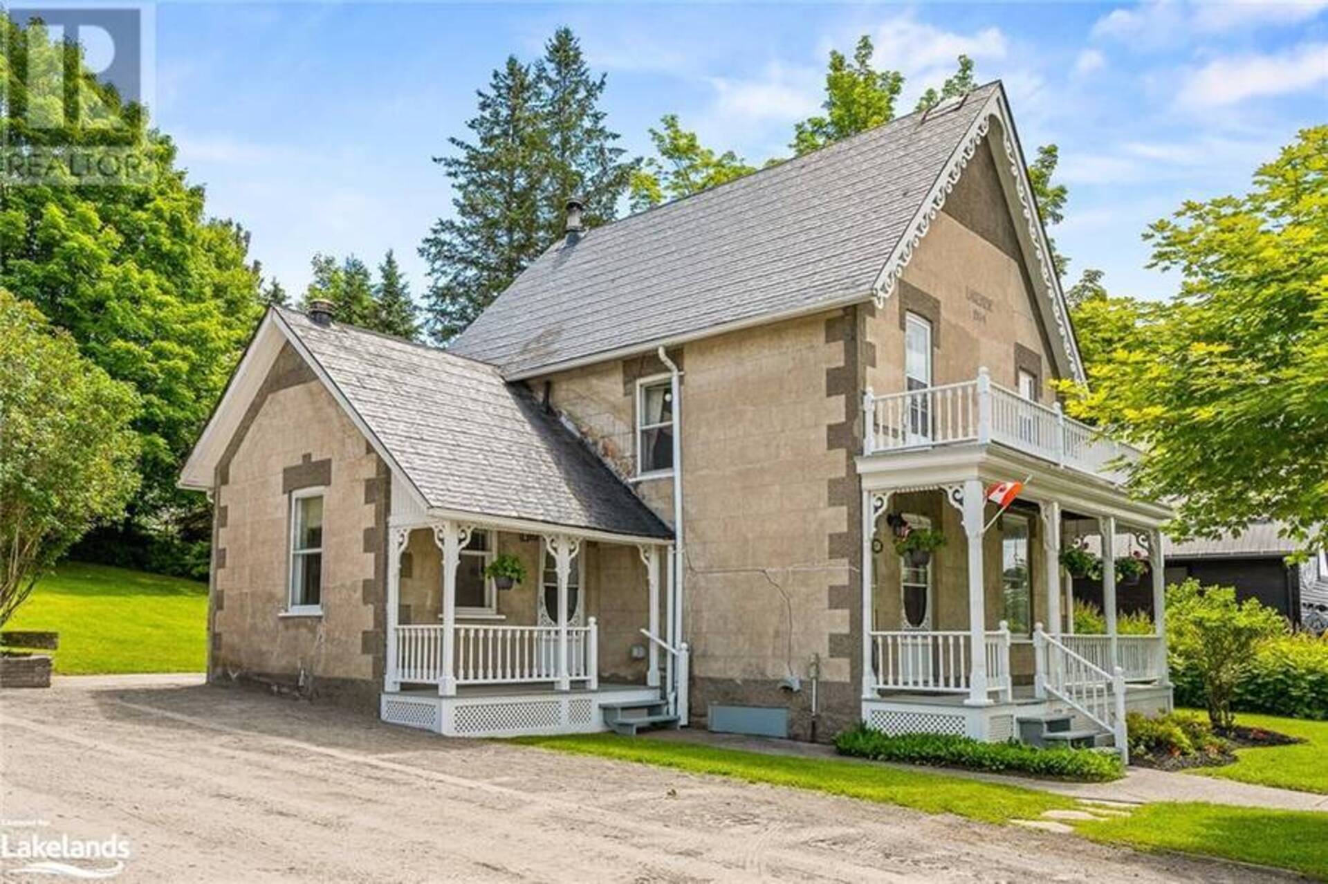 134 HIGHLAND Street Haliburton