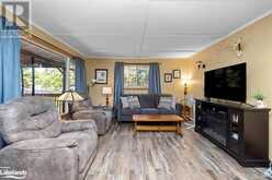 27 OWLS NEST Whitestone