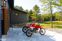 1088 GOLDEN BEACH Road Bracebridge