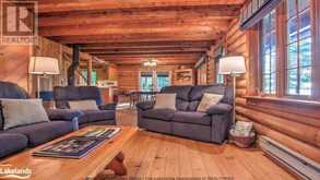 30 MCVITTIE Island Bracebridge