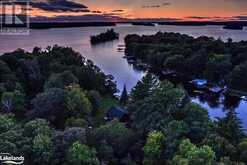 30 MCVITTIE Island Bracebridge