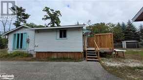 71 LAIDLAW Street Wasaga Beach