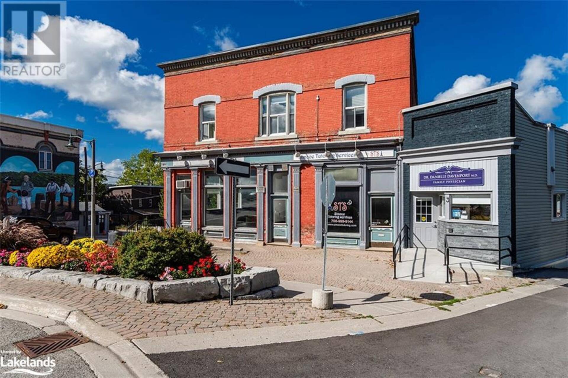 1 SIMCOE Street Penetanguishene