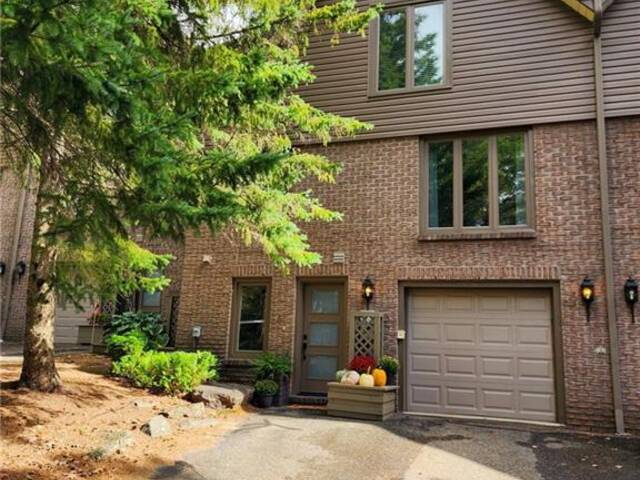 44 FAIRWAYS Court Bracebridge Ontario