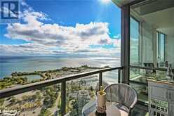 2230 LAKE SHORE Boulevard W Unit# LPH5 Toronto