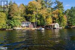 18 HEALEY LAKE The Archipelago