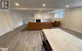 15 MARINE VIEW Drive Collingwood